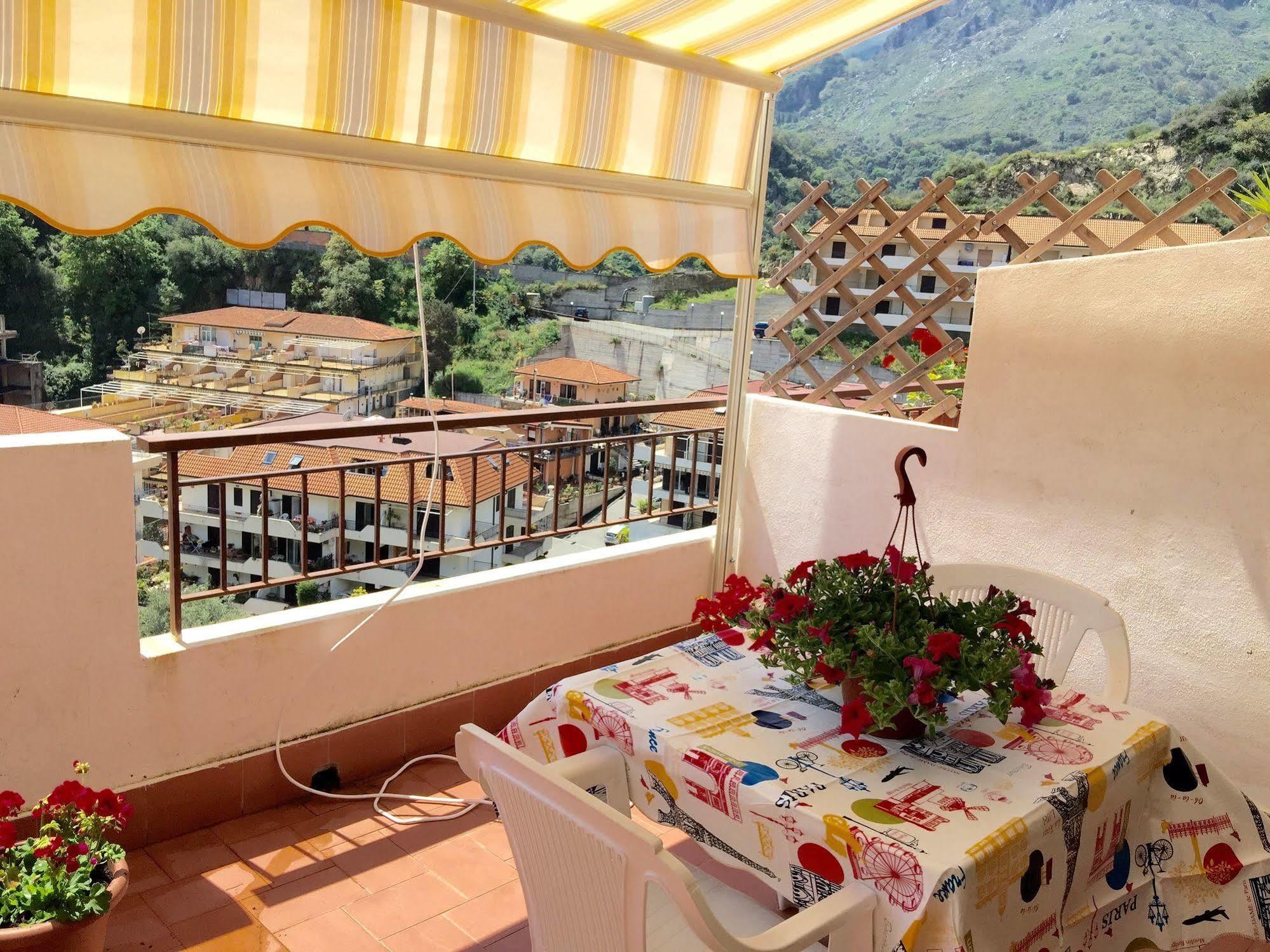 Casa Vacanza Da Rosa Letojanni Zewnętrze zdjęcie